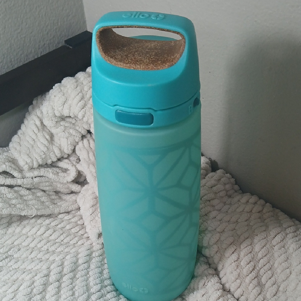 Aqua Geometric Water Bottle